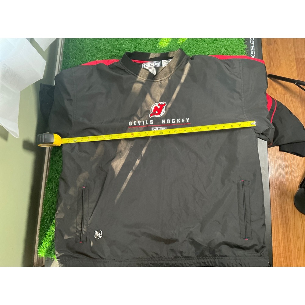 Vintage CCM New Jersey Devils Hockey Windbreaker Pullover Mens Large Black Red